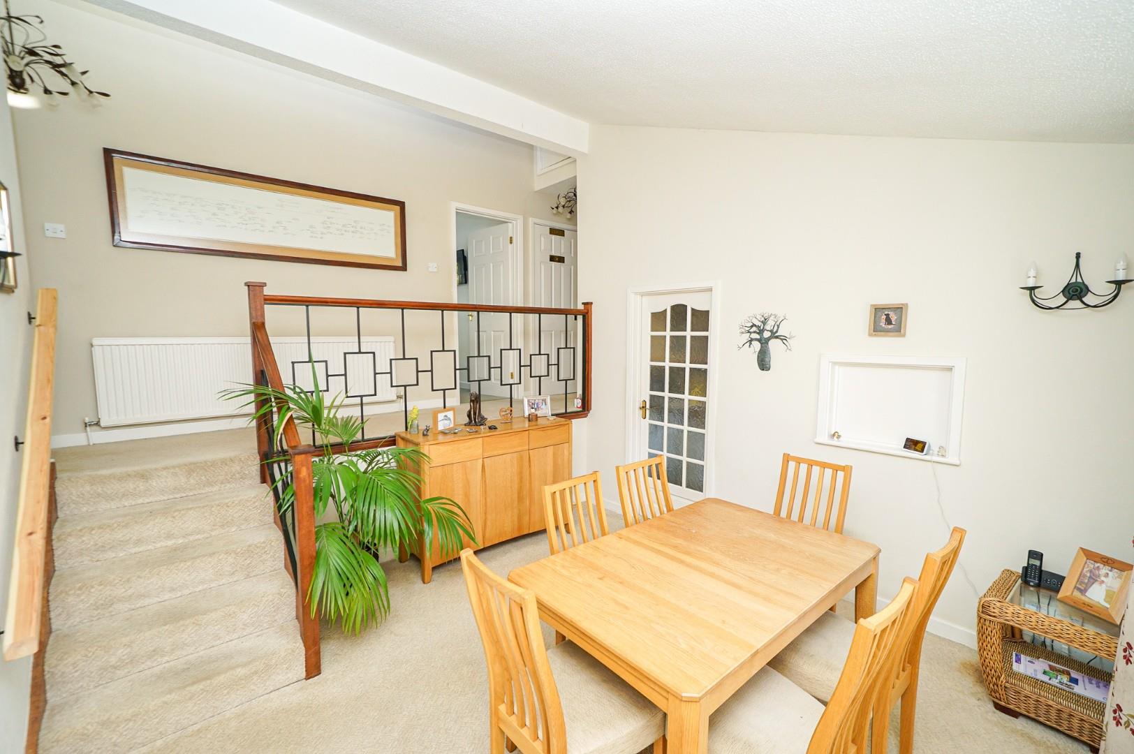 Chestnut Hill, Leighton Buzzard Quarters Estate Agents